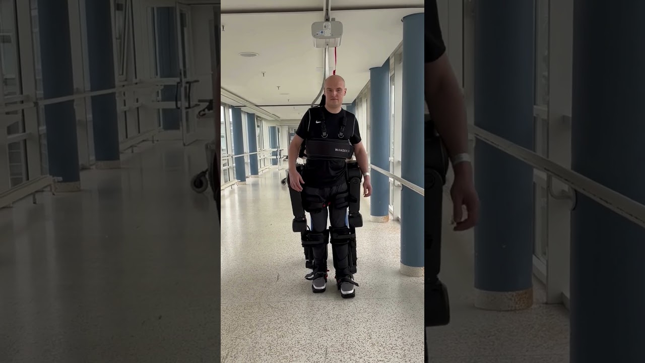 Exoskeleton in case of stroke #therapie #schönklinik