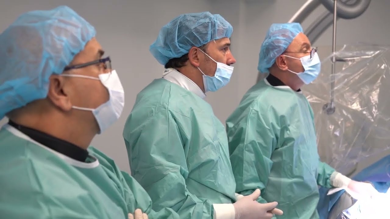 Pulsating noise in the ear, 21-year-old rescues