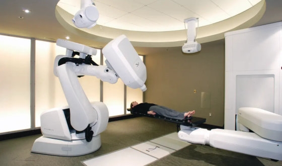 CyberKnife Surgery: Innovative Cancer Treatment image