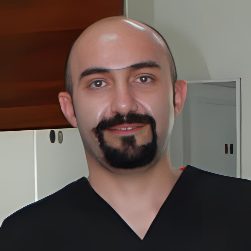 Dr. Burak Comlekoglu
