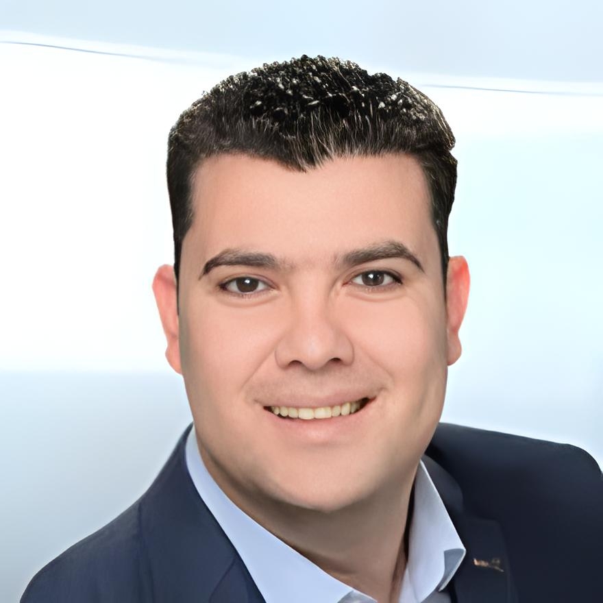 Dr. med. Ziad Muqbel, FICO, FEBO, MRCSEd, MBBCh