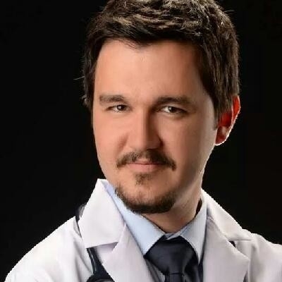 Op. Dr. Onur Ustun