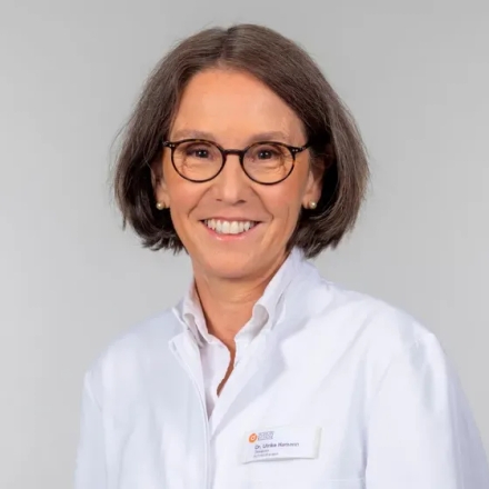 Dr.  Ulrike Hamann