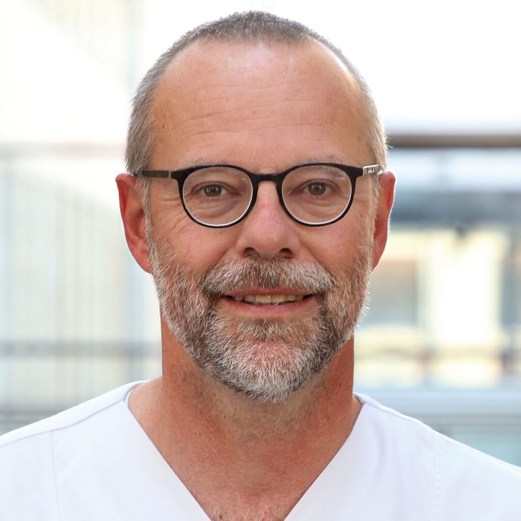 Dr. Stefan Junger