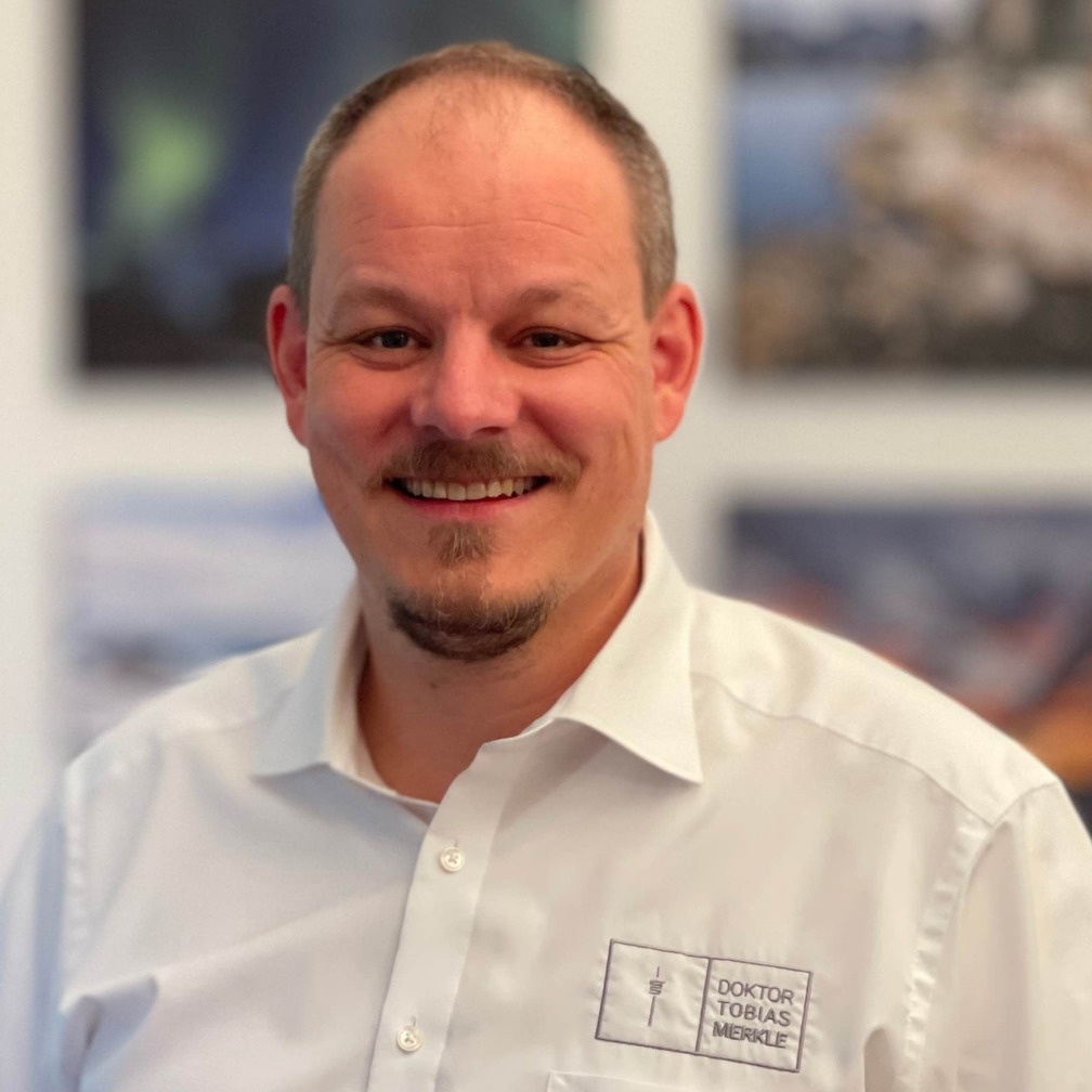 Dr. Tobias P. Merkle