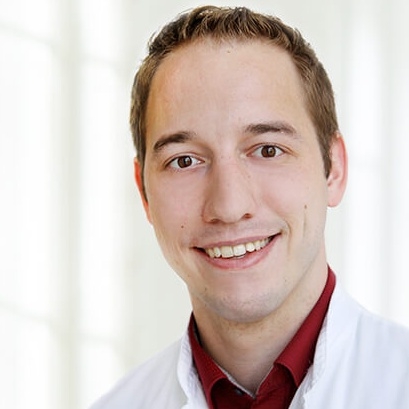 Dr. med. Daniel Jira