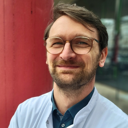 Dr. Tobias Mantel