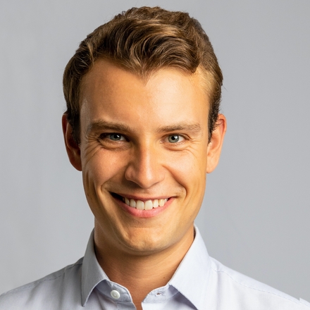Dr. Stefan Hein