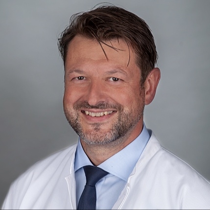 Dr. med. Claudio Glowalla