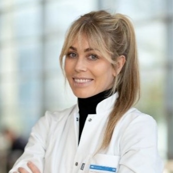 Dr. med. Julia Jakobus