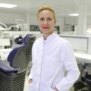 Prof. Dr. med. dent. Andrea Wichelhaus