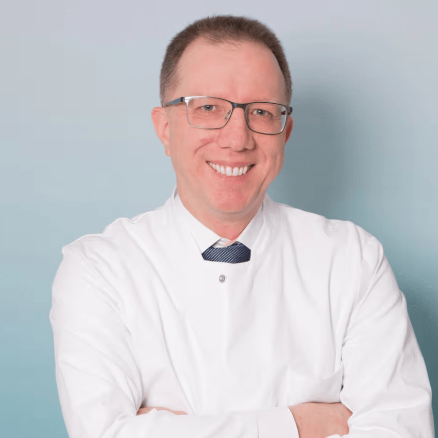 Dr. med. Matthias Bayer