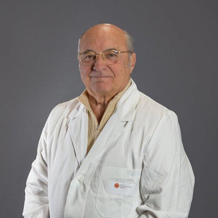 Dr. Roberto D'Anchise