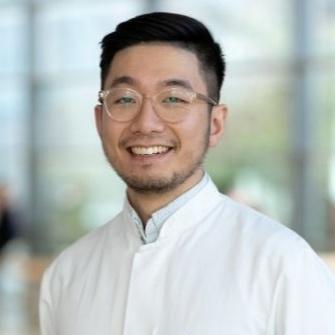 PD. Dr. med. Jun Jiang, MHBA