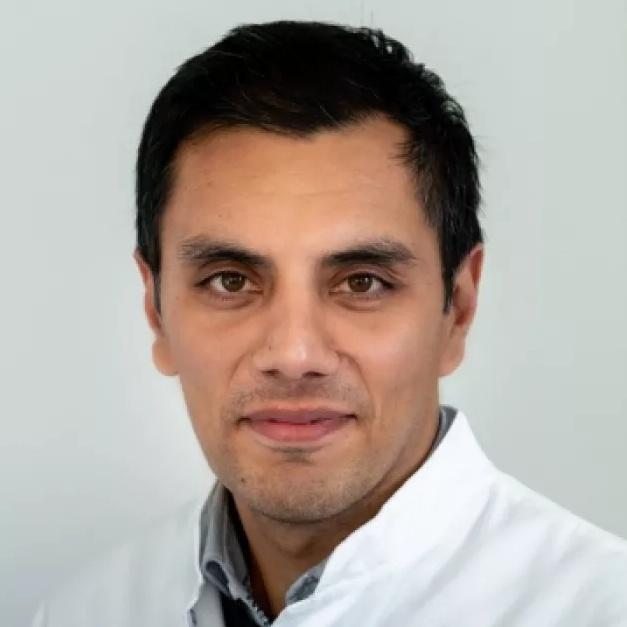 PD Dr. med. Seyer Safi