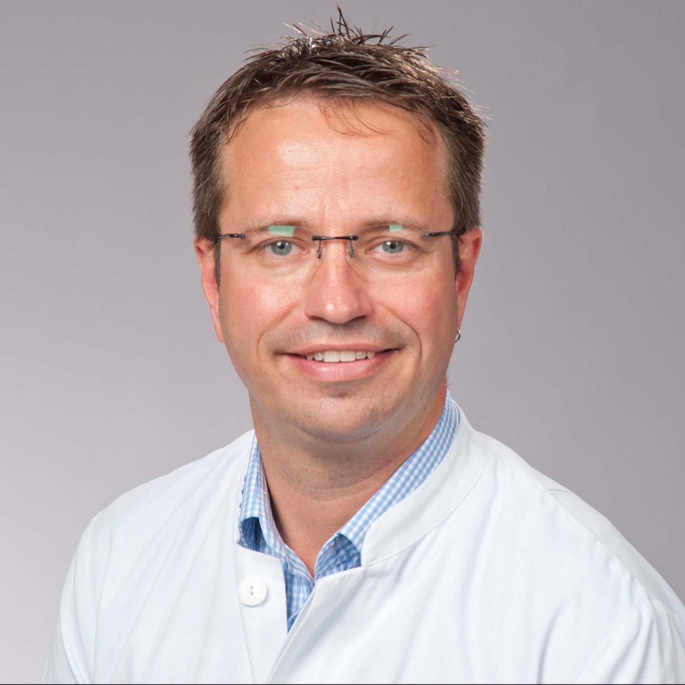Dr. med. Stephan Rohleder, FEBPS, FACS
