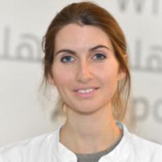 Dr. med. Anna Gila Karbe