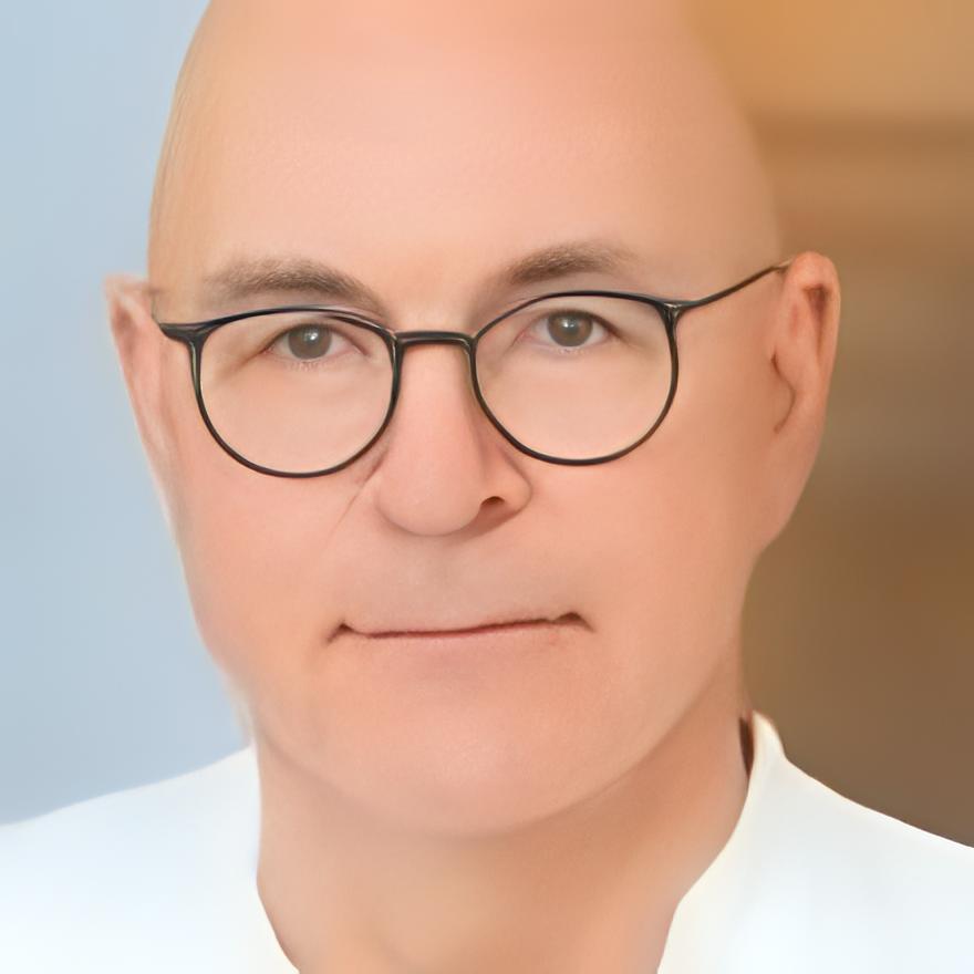 Dr. med. Michael Bertullies