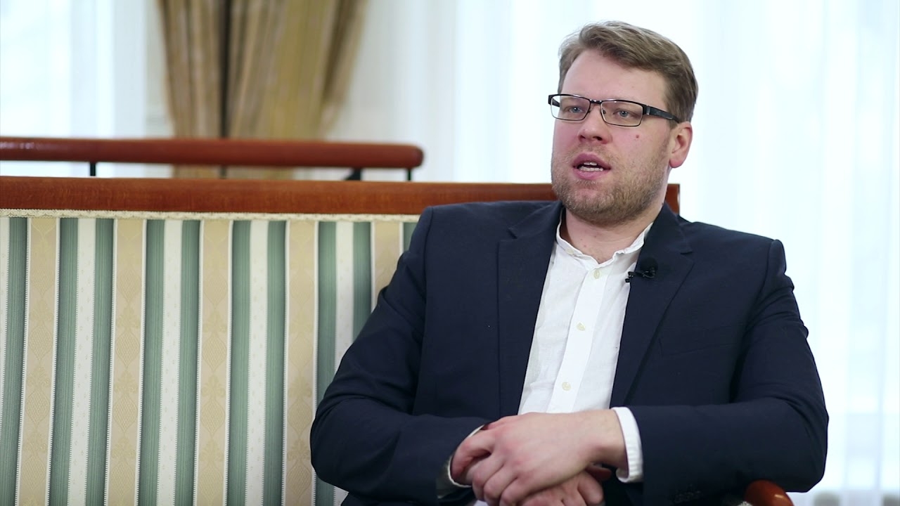 Why do more than 20 percent of patients need repeated nose plastic surgery?