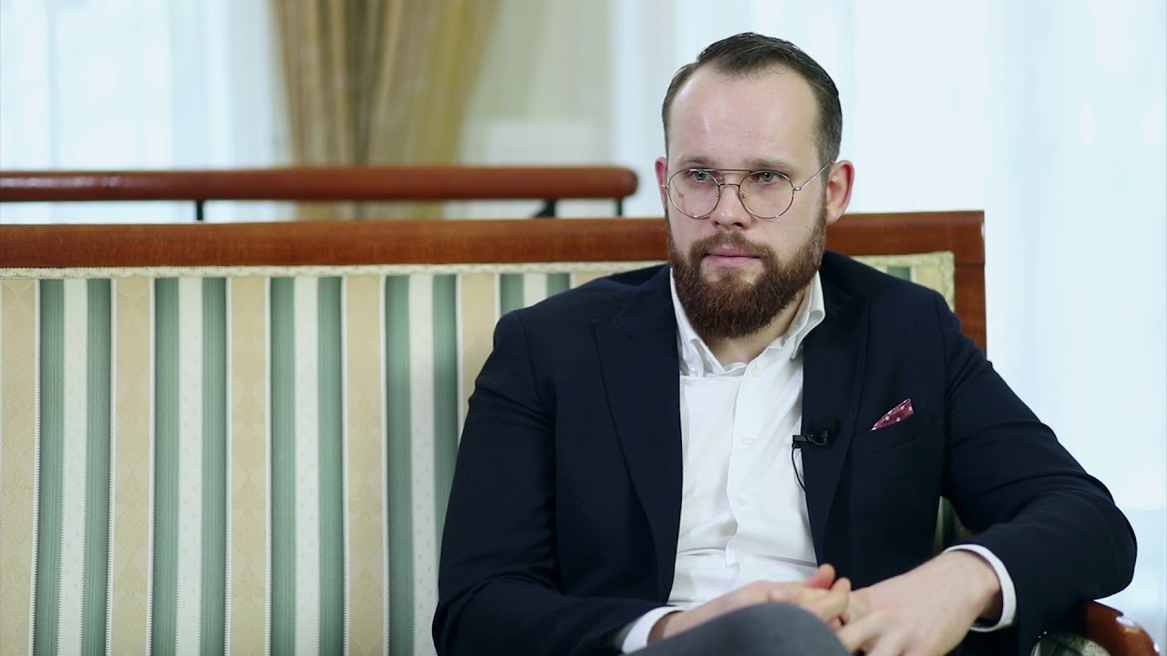 Methods for performing thigh lift surgery