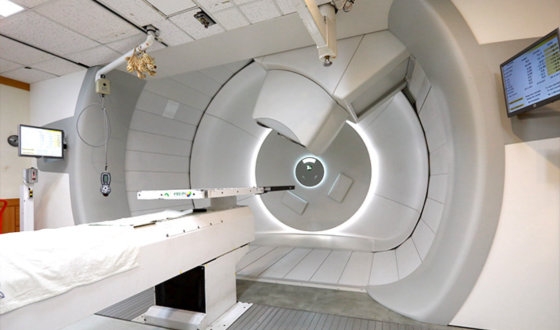 Proton Therapy: New Approach to Cancer Treatment image