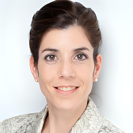 Prof. Dr. Julia Szendrodi, Ph.D.