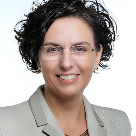 Prof. Dr. med. Katja Becker