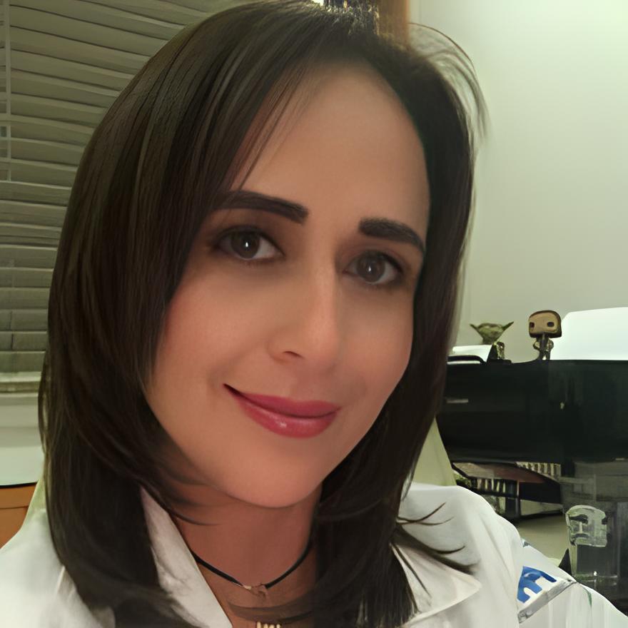 Dr. Yael Encinas Bravo