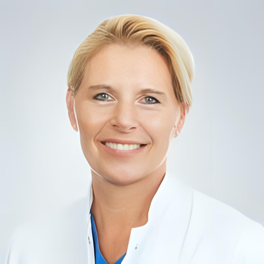 Dr. med. Rebecca Tschope