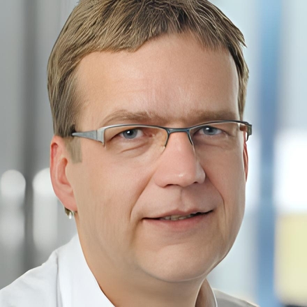 Dr. Jorg Neumann