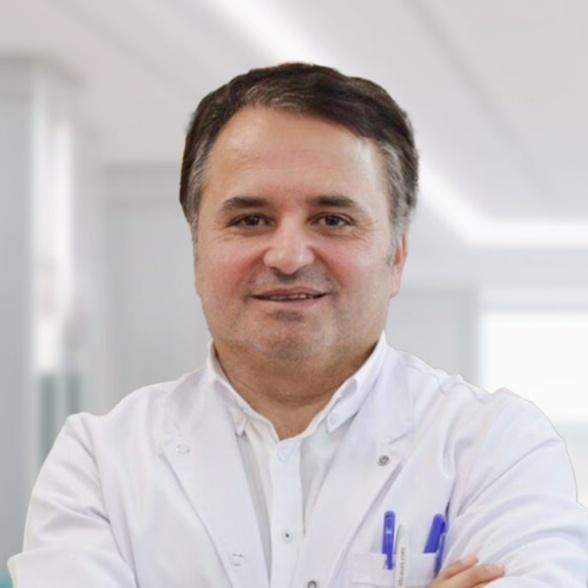 Prim. Dr. Artan Dika