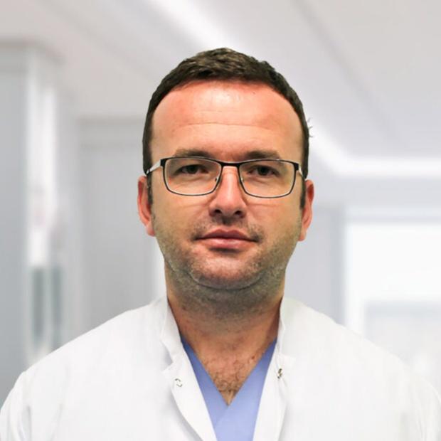 Dr. Ardian Hoti