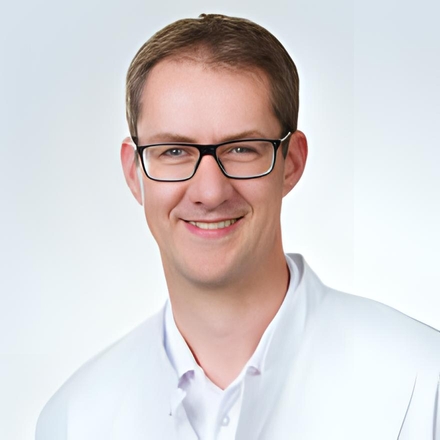 PD. Dr. med. Axel Lipp